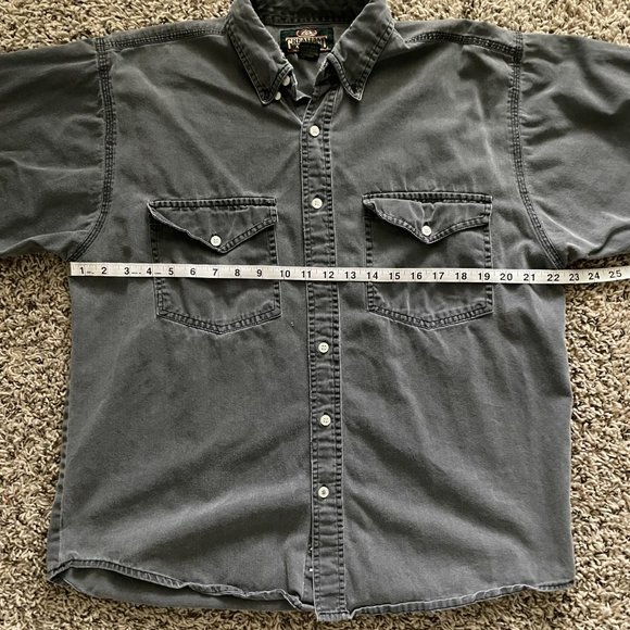short sleeve grey button down - Picture 2 of 5